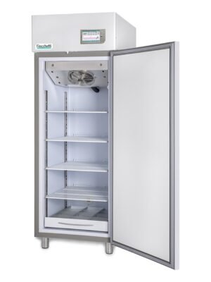Banco de plasma -35°C Fiocchetti PLASMA-SUPERARTIC 700 con la puerta abierta