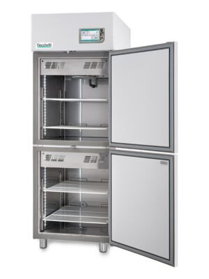 Banco de sangre y plasma Fiocchetti PLASMA-SUPERARTIC 2T 700 con las puertas abiertas