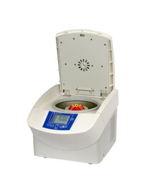 Centrífuga Sigma 1-7 con la tapa abierta