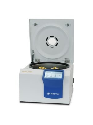 Centrífuga de sobremesa Sigma 3-16T con la tapa abierta