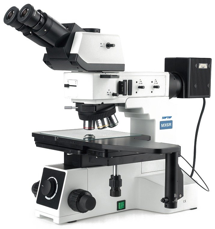 Microscopio metalúrgico Sunny Optical Technology MX6R con cabezal trinocular, platina de 6 pulgadas y base