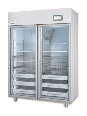 Refrigerador de farmacia Fiocchetti MEDIKA 1500 con dos puertas de vidrio