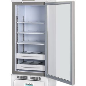 Refrigerador de farmacia Fiocchetti MEDIKA 250 con la puerta abierta Refrigerador de farmacia Fiocchetti MEDIKA 250 con la puerta abierta